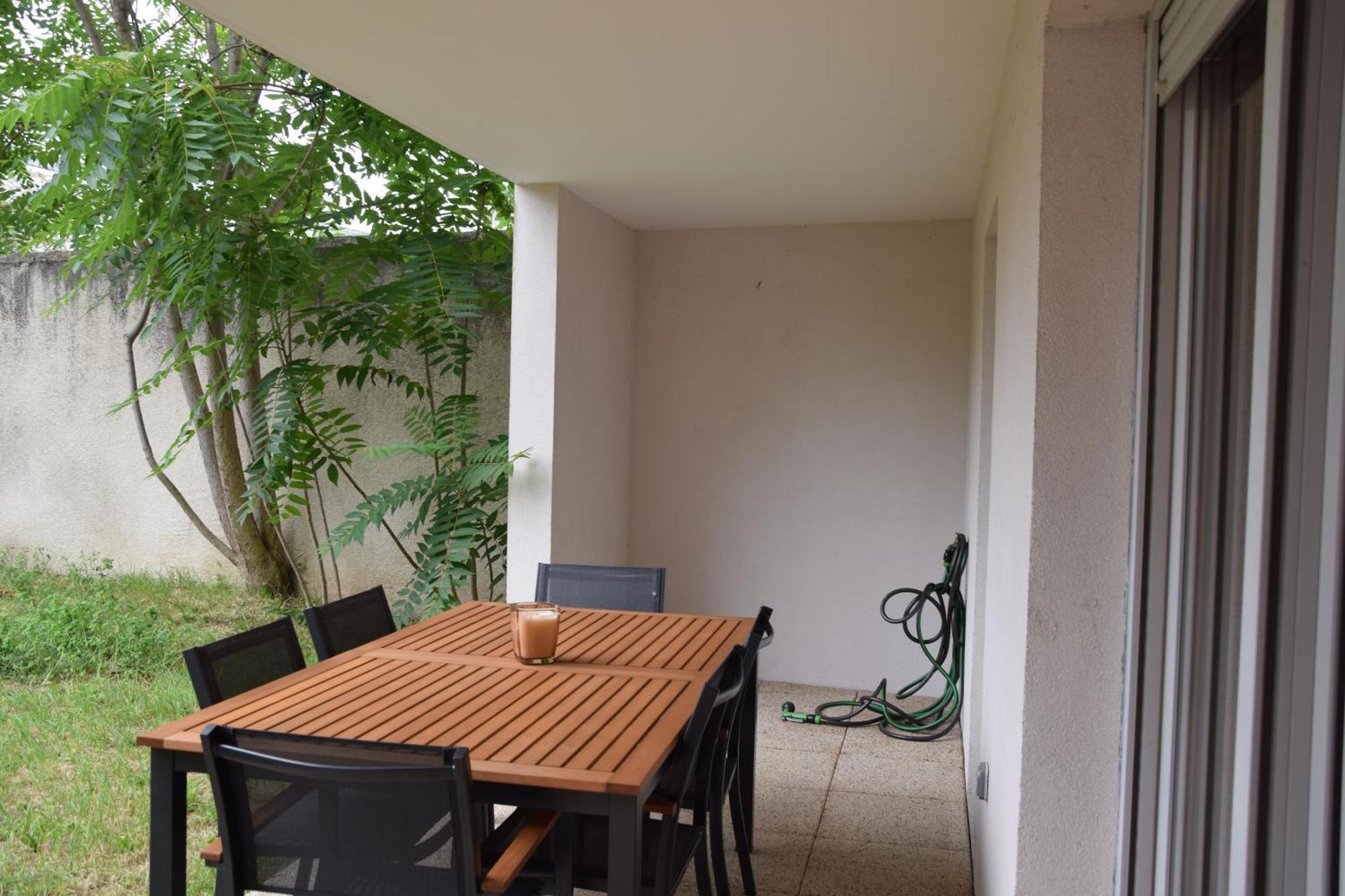 Comfort And Tranquility Near Lyon And Groupama Stadium, 4 Personnes Meyzieu Exterior foto